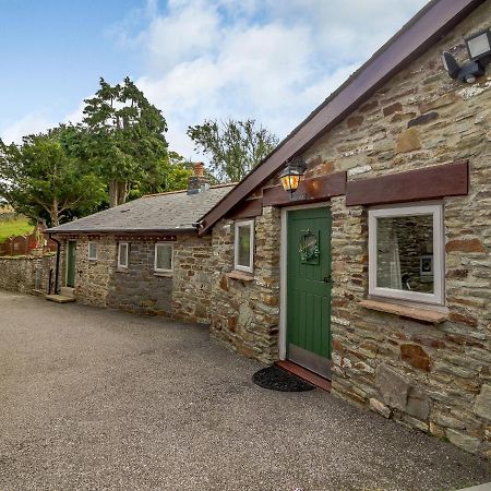 Caner Bach Lodge Bridgend  Zewnętrze zdjęcie
