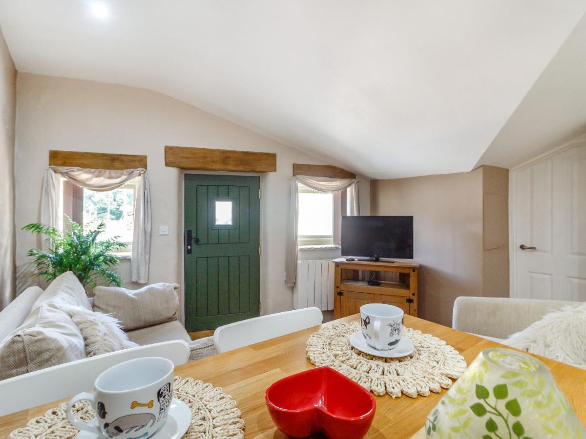 Caner Bach Lodge Bridgend  Zewnętrze zdjęcie