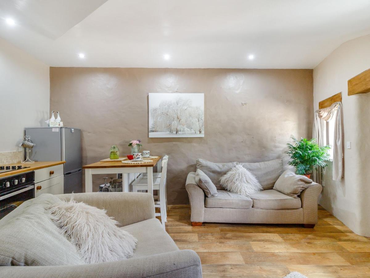 Caner Bach Lodge Bridgend  Zewnętrze zdjęcie