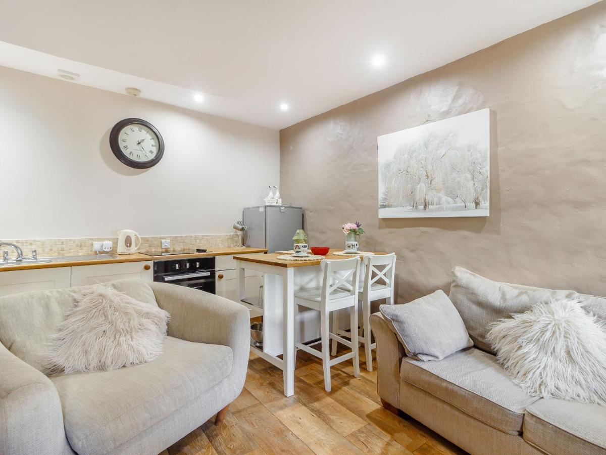Caner Bach Lodge Bridgend  Zewnętrze zdjęcie
