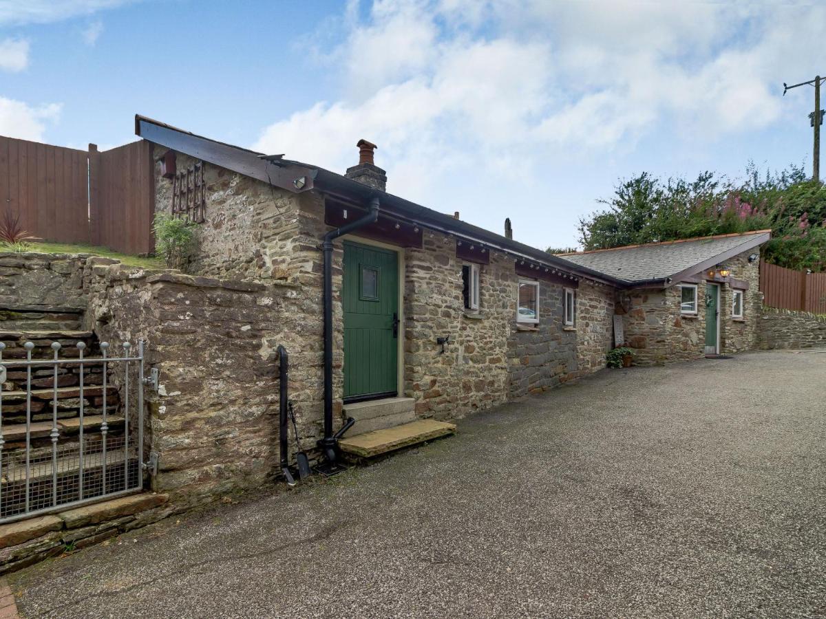 Caner Bach Lodge Bridgend  Zewnętrze zdjęcie
