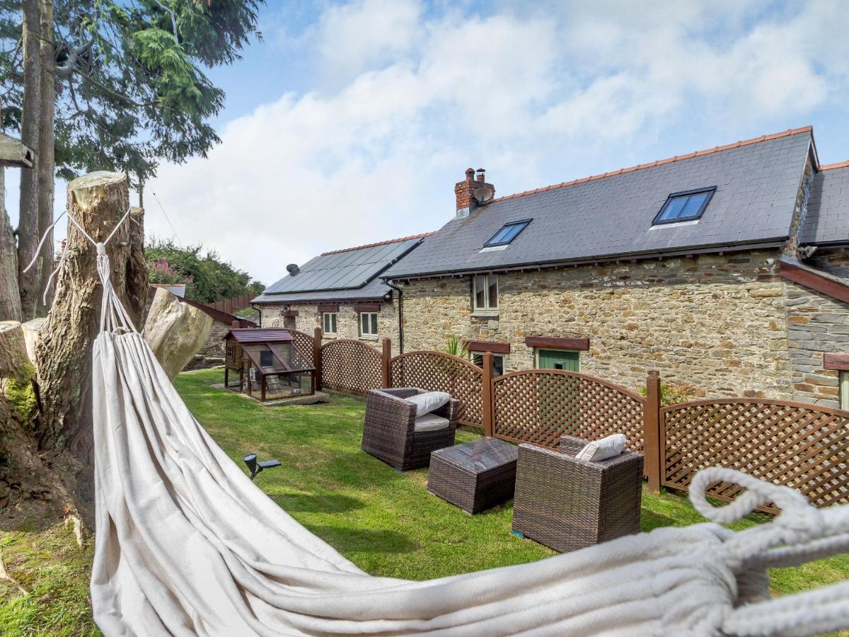 Caner Bach Lodge Bridgend  Zewnętrze zdjęcie